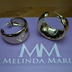 Melinda Maria "She's So Smooth" Mama Hoops